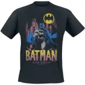 Batman - DC Comics T-shirt - Batman Dark Knight Pink City - M 3XL - för Herr - svart