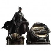 The Batman Movie Masterpiece Action Figure 1/6 Batman with Bat-Signal 31 cm